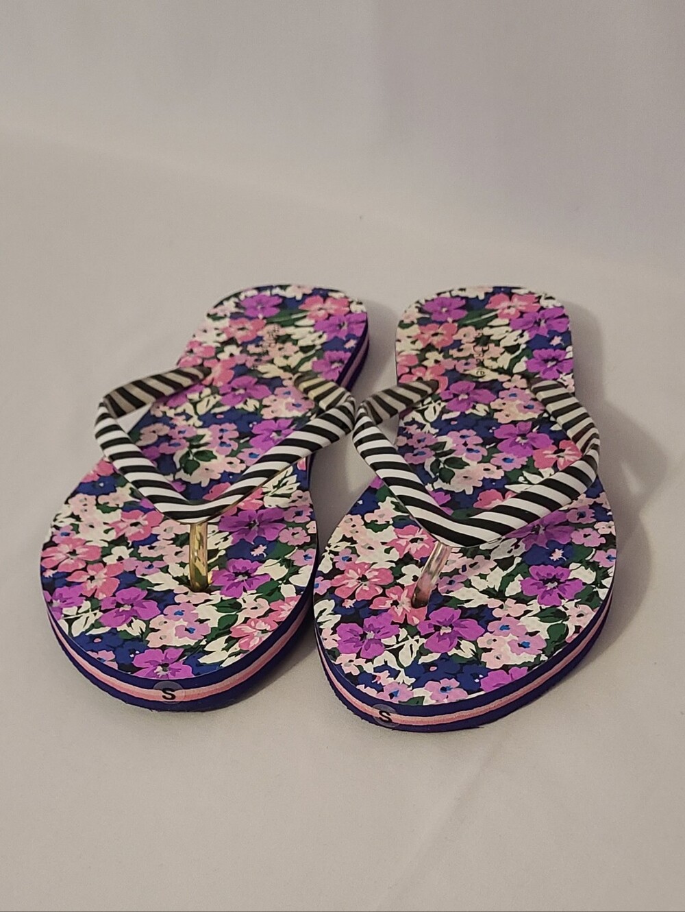 Vera Bradley Floral Flip Flop Sandals